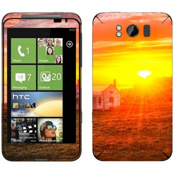   «  »   HTC Titan