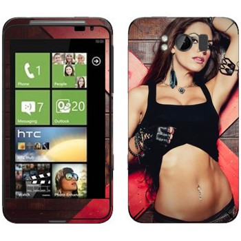   «  »   HTC Titan