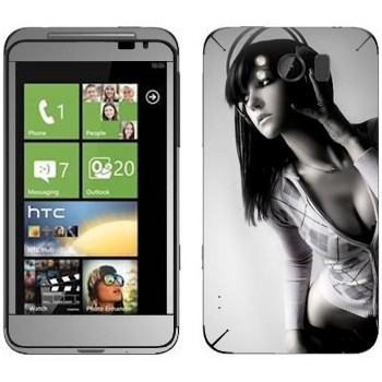   «   »   HTC Titan