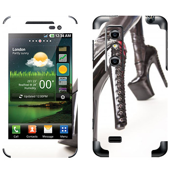   «    »   LG Optimus 3D