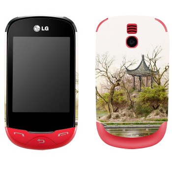   «   »   LG T500