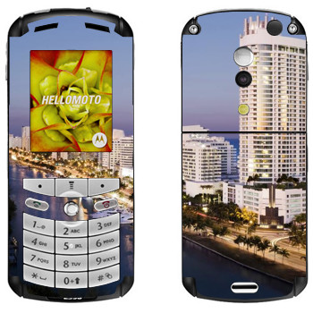   «  »   Motorola E1, E398 Rokr