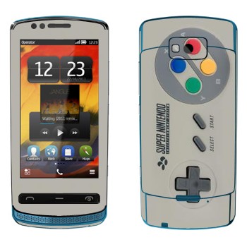   « Super Nintendo»   Nokia 700 Zeta