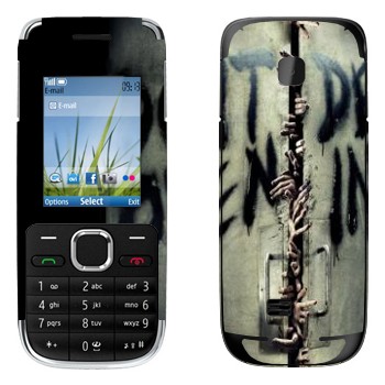   «Don't open, dead inside -  »   Nokia C2-01