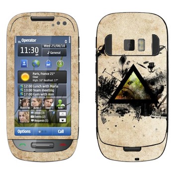   «     »   Nokia C7-00