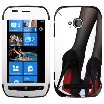   «      »   Nokia Lumia 710