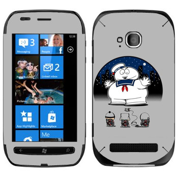   «   -  »   Nokia Lumia 710