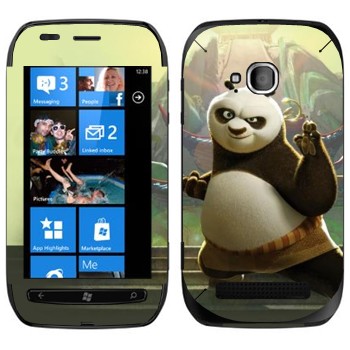   « -   - - »   Nokia Lumia 710