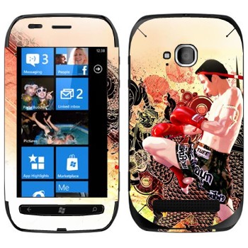   «  -  »   Nokia Lumia 710