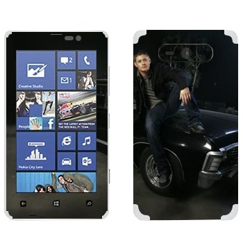   «  - »   Nokia Lumia 820