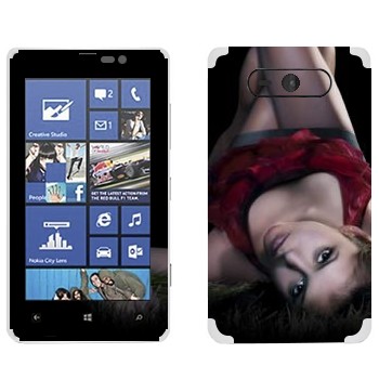   «  -  »   Nokia Lumia 820