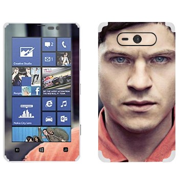   «  - »   Nokia Lumia 820