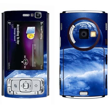   «      »   Nokia N95