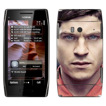   «  - »   Nokia X7-00