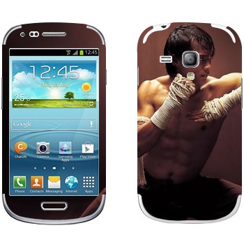   «  -  »   Samsung Galaxy S3 Mini