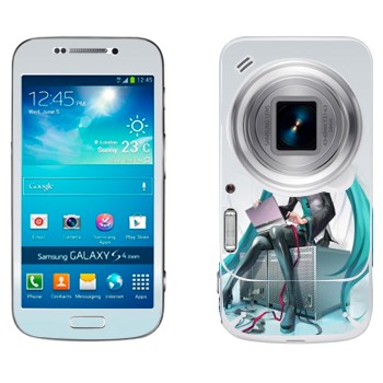   « »   Samsung Galaxy S4 Zoom