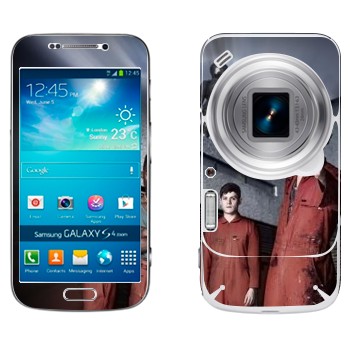   « 2- »   Samsung Galaxy S4 Zoom