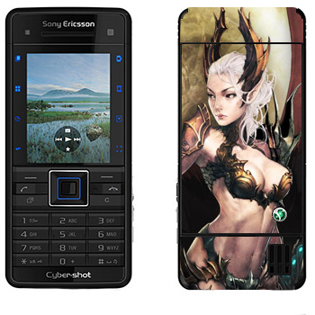   «Lineage »   Sony Ericsson C902