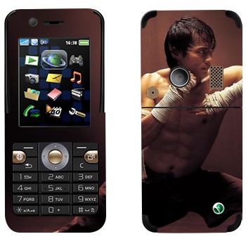   «  -  »   Sony Ericsson K530i