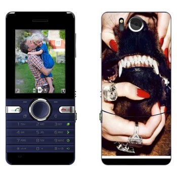   «Givenchy  »   Sony Ericsson S312