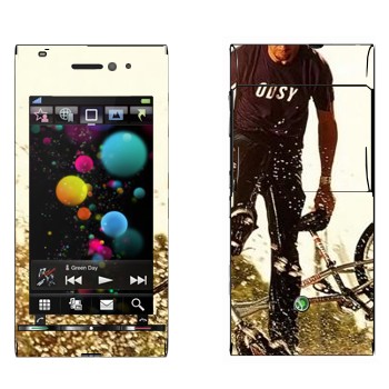   «BMX»   Sony Ericsson U1 Satio