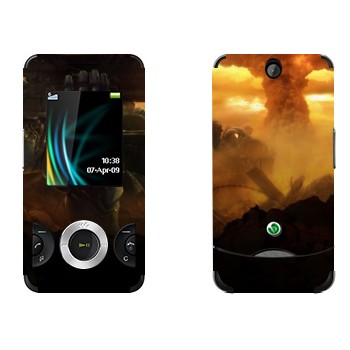   «Nuke, Starcraft 2»   Sony Ericsson W205 Walkman