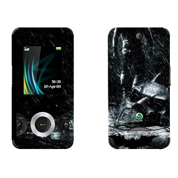   « -  »   Sony Ericsson W205 Walkman