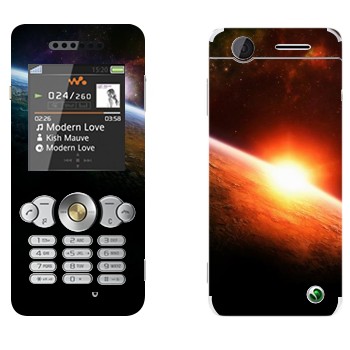   «    »   Sony Ericsson W302