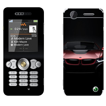   «BMW i8 »   Sony Ericsson W302