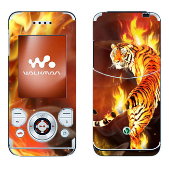   « »   Sony Ericsson W580