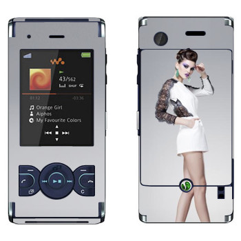   «    »   Sony Ericsson W595