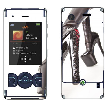   «    »   Sony Ericsson W595