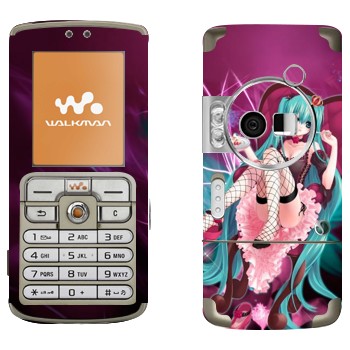   « »   Sony Ericsson W700