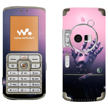   «  -  »   Sony Ericsson W700