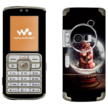   «-   »   Sony Ericsson W700