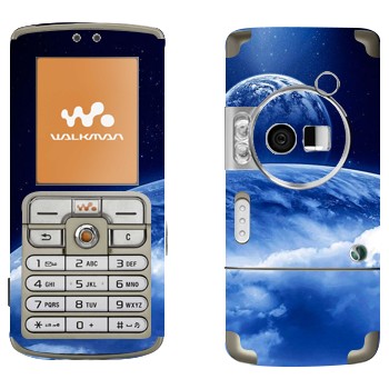   «      »   Sony Ericsson W700