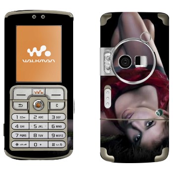   «  -  »   Sony Ericsson W700