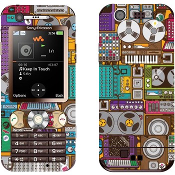   «   »   Sony Ericsson W890