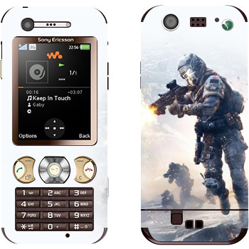   «Titanfall »   Sony Ericsson W890