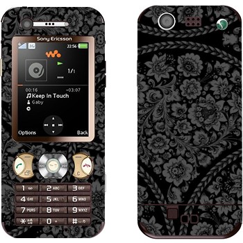   «    »   Sony Ericsson W890