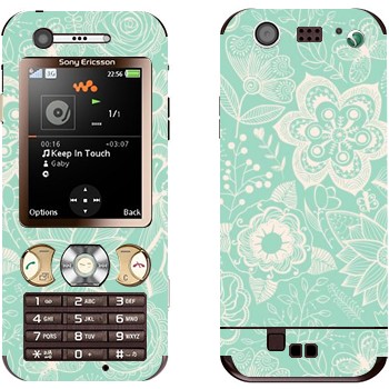   «    »   Sony Ericsson W890