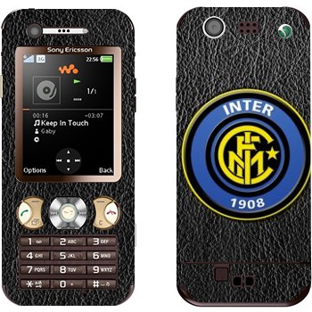   «    »   Sony Ericsson W890