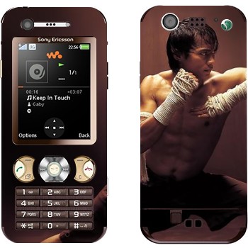   «  -  »   Sony Ericsson W890