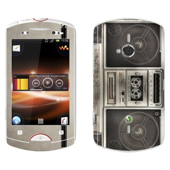   « »   Sony Ericsson WT19i Live With Walkman