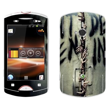   «Don't open, dead inside -  »   Sony Ericsson WT19i Live With Walkman