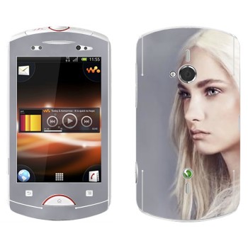   « -  »   Sony Ericsson WT19i Live With Walkman