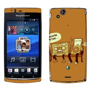   «-  iPod  »   Sony Ericsson X12 Xperia Arc (Anzu)