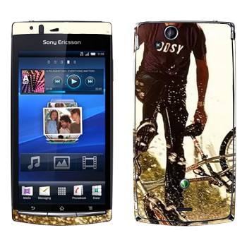   «BMX»   Sony Ericsson X12 Xperia Arc (Anzu)