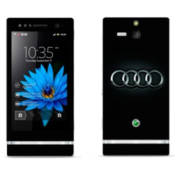   « »   Sony Xperia U